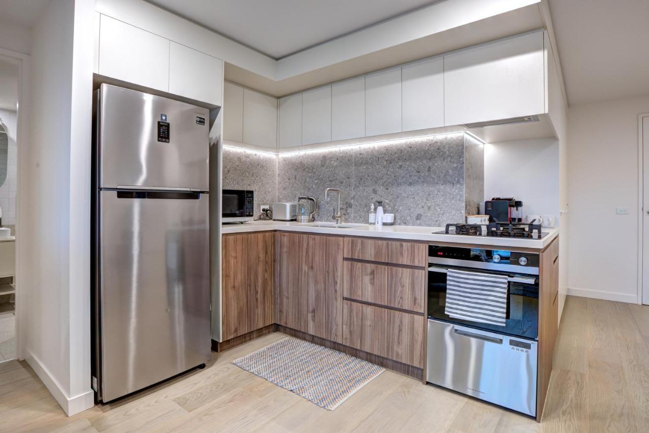 The Hamptons - Lux 2 Bed 2 Bath, Pool - Central Location Canberra Exterior photo